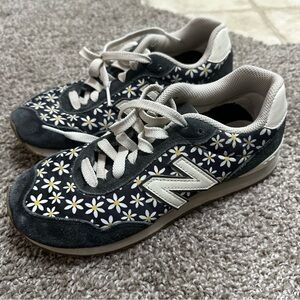 New Balance Comfort Insert Sneakers 🐴